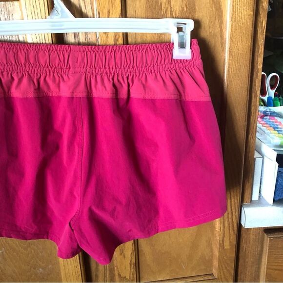 NWT Fair Harbor The Corliss Shorts Raspberry Size S - Picture 7 of 10